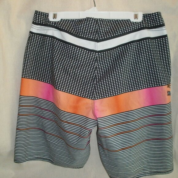 BODY GLOVE Mens Black/White/Orange Geometric Pattern Board Shorts - Picture 3 of 5